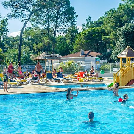 Domaine Residentiel De Plein Air Les Dunes Лонгвил-сюр-Мер Екстериор снимка